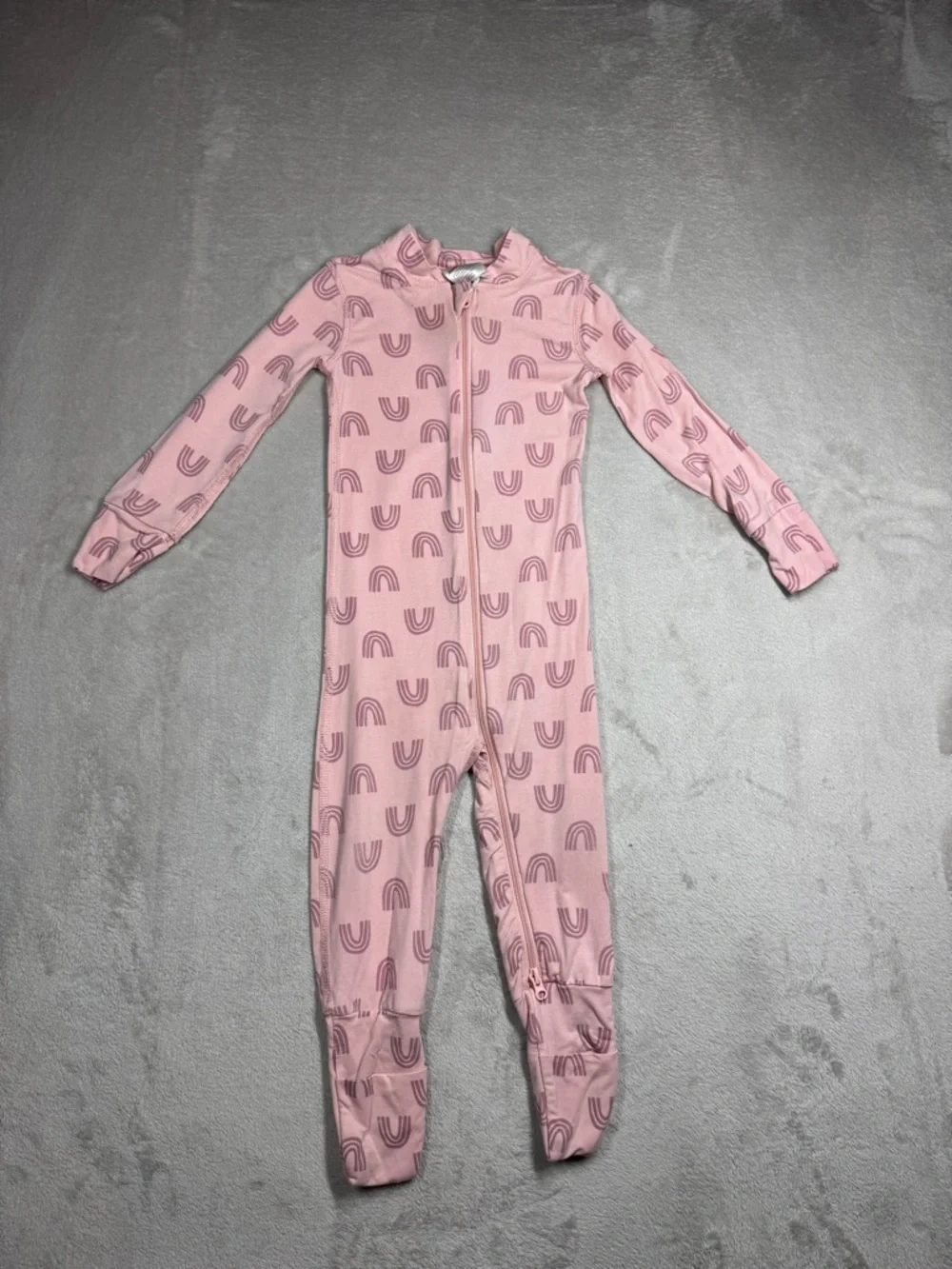 Hanna Andersson Layette Tencel Print Sleeper Blush Pink Rainbow Footie 12-18 M - Picture 1 of 16